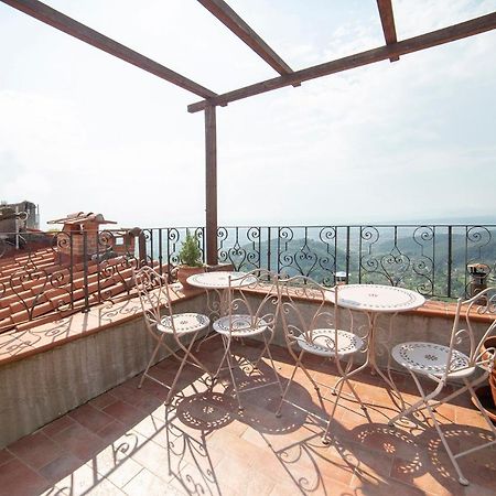 Dulcis In Borgo Bed & Breakfast Santa Lucia  Exterior photo
